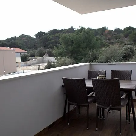 Olive Place Apartment