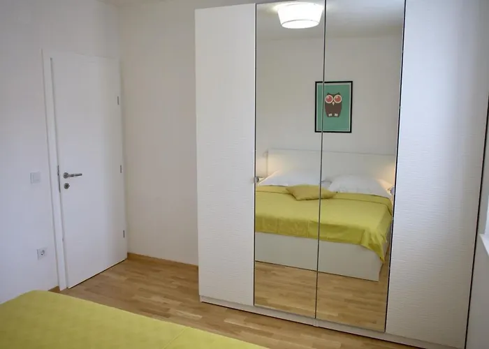 Olive Place Apartman Tisno